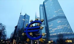 Ekonomideki direnç ECB'yi eylülde "sigorta amaçlı" faiz artışına yaklaştırıyor