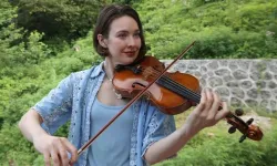 Amerikalı keman sanatçısının müzik yolculuğu Türkiye'de yeni bir hikayeye dönüştü