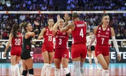A Milli Kadın Voleybol Takımı, Macaristan'ı yendi