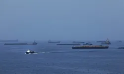 AP: Hürmüz Boğazı'nın açılması için anlaşma taslağına son hali verildi