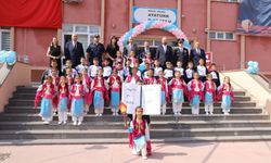 Ankara'nın ilçelerinde yeni eğitim-öğretim yılı başladı