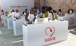 Depremzede kadınlar Nevşehir'de aşçılık eğitimi aldı