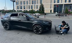 Anahtarı üzerinde unutulan otomobili çalan 4 çocuk yakalandı