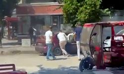 Husumetlilerini darbedip, otomobiline sopayla zarar verdiler