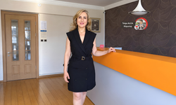 “Estetikte amaç değişmek değil, dengelenmek”
