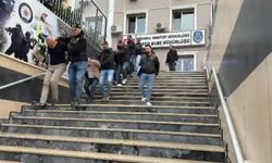 'Masöz aranıyor' ilanına başvuran kadınları fuhuşa yönlendiren 15 şüpheli yakalandı
