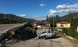 Tokat'ta iki otomobil çarpıştı: 1 ölü, 3 yaralı