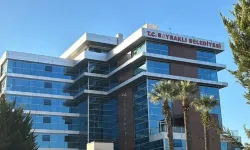 Bayraklı Belediyesi’ne operasyon: 46 gözaltı