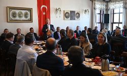 Mansur Yavaş, Ulus esnafıyla buluştu