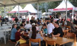 Adana Lezzet Festivali'ne 2'nci gününde yoğun ilgi