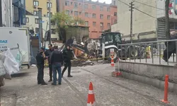 Ankara Ulus'ta eğlence mekanı ile 2 büfenin yıkımı yapıldı