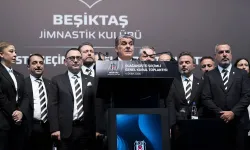 Beşiktaş’ta Serdal Adalı ve yönetim kurulu üyeleri mazbatalarını aldı