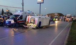 Çorum'da ambulans ile otomobil çarpıştı: LPG tankı yola savruldu
