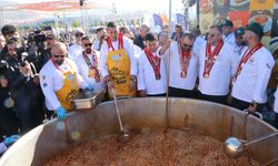 Gastronomi Günleri’nde 1 ton börek aşı çorbası ikram edildi