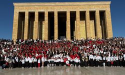LÖSEV'den Anıtkabir’e 100 bin kişilik ziyaret