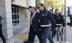 Milas Belediyesi'ne operasyonda Başkan Topuz ve oğlu da dahil 20 şüpheli adliyede
