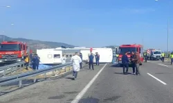 Manisa'da çekici ile tur otobüsü çarpıştı, 11 kişi hayatını kaybetti, 27 kişi yaralandı