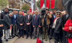 Kızılay Zafer Anıtı’nda Cumhuriyet’in 103. yılı için çelenk sunuldu