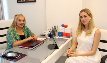 Wilma Elles, Adana'daki medikal estetik kliniğinde tedavi oldu