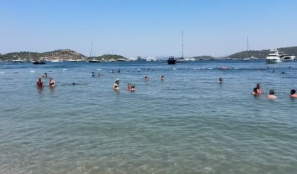 Sıcak hava nedeniyle sahillerde yoğunluk yaşanıyor