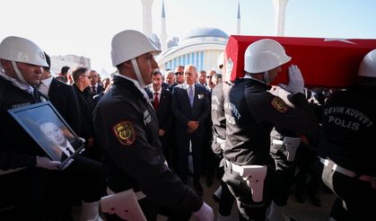 Orman yangınıyla mücadelede şehit olan AKUT gönüllüleri, son yolculuklarına uğurlandı