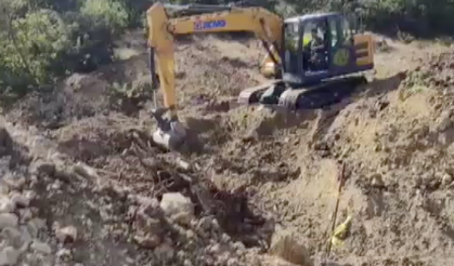 Manisa’da havuz kazısında toprak kaydı: 2 ölü