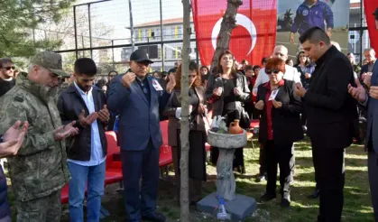 Şehit Astsubay Berkay Karaca anısına okul bahçesine fidan dikildi