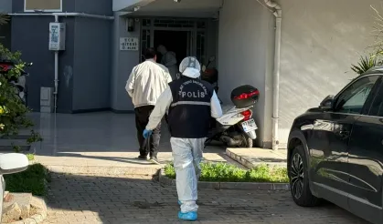 Apartmana kökü koku yayılınca öldüğü ortaya çıktı