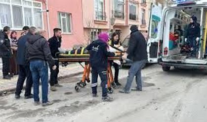 Kütahya’da balkondan düşen kadın yaralandı