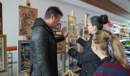 Keçiören’de konukevi sakinleri el emeği ürünlerini sergiledi