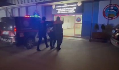 Ankara’da otomobildeki gizli bölmede silah ve uyuşturucu ele geçirildi; 1 gözaltı