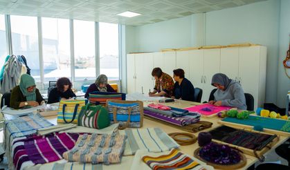 Gölbaşı’nda atıklar sanata dönüşüyor