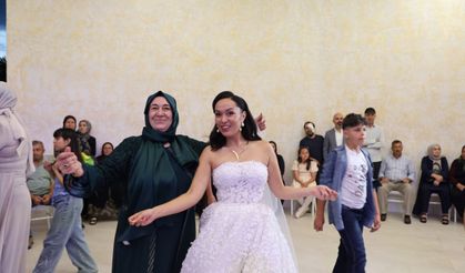 Avustralyalı gelin, polis nişanlısıyla Aksaray'da evlendi