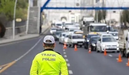 Başkentte Zafer Bayramı'nda bazı yollar trafiğe kapatılacak