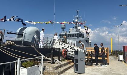 TCG Tuzla, Yalova’da vatandaşların ziyaretine açıldı
