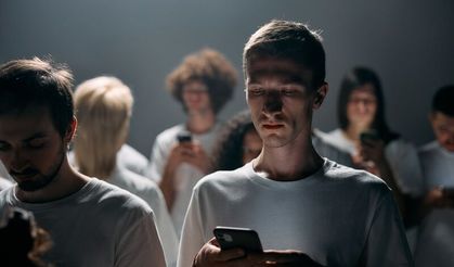 Telefonunuzun pilini tüketen 10 hata