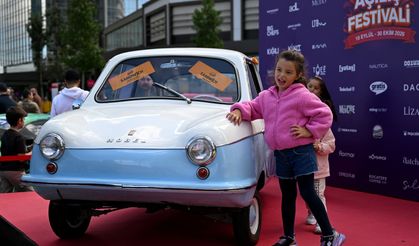 Klasik ve ikonik otomobiller başkentte buluştu