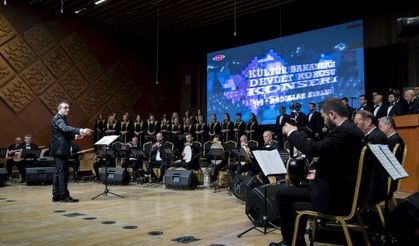 Ankara Devlet Türk Halk Müziği Korosu 40. yılını özel konserle kutladı