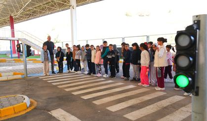 Gölbaşı’nda çocuklar trafik bilincini eğlenerek kazanıyor