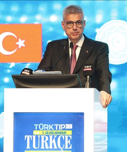 Memişoğlu: Türkiye sağlık alanında fikrini ve bilgisini ürün haline getirecek bir politika uygulamak durumunda
