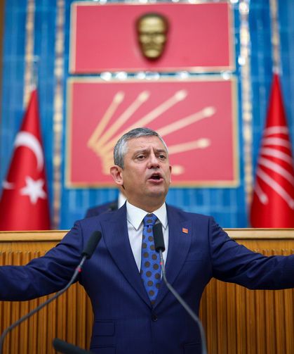 Özgür Özel: İsteyen her kanalın canlı vereceği yargılama istiyoruz