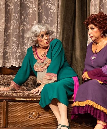 “Ahududu” 10. sezonuyla Ankara’da sahnede