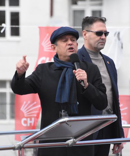 Özgür Özel: Vizesiz Avrupa vadediyoruz