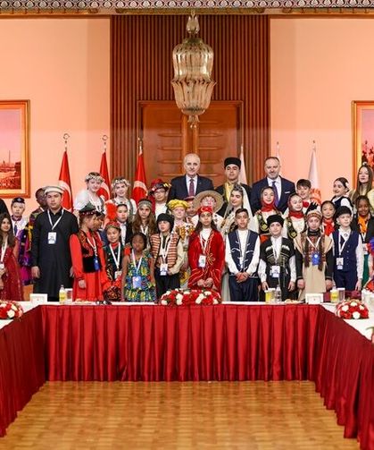 Meclis dünya çocuklarını ağırladı