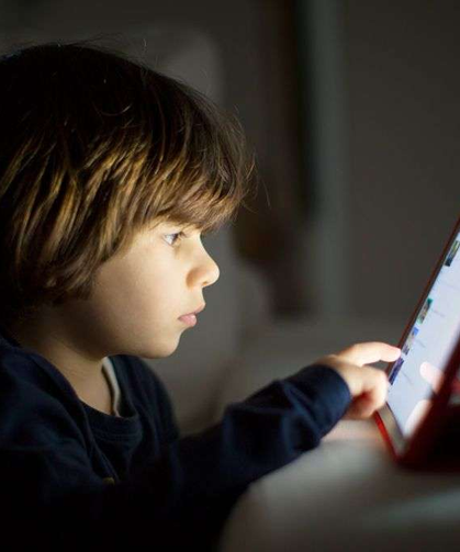 ‘Çocuklarda dikkat süresi kısalıyor, bağımlılık riski artıyor’