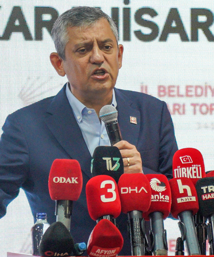 Özgür Özel: Türkiye dışında bir tırnak makasım varsa ispatlayın