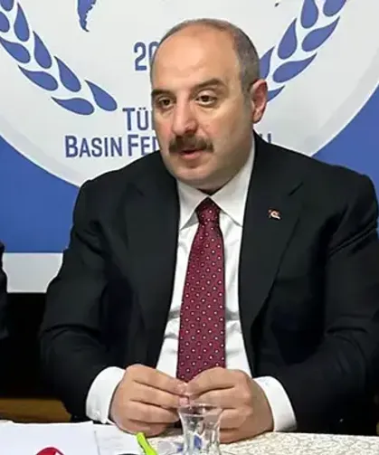 Mustafa Varank: CHP'nin cumhurbaşkanı adayı Özgür Özel