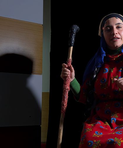 Kadın meddahtan görme engelli öğrencilere eğitim