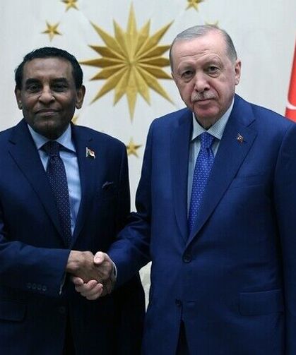 Cumhurbaşkanı Erdoğan, Sudan Başbakanı İdris'i kabul etti
