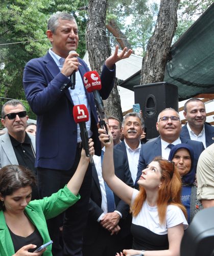 Özgür Özel: Partimizi geri almak için mücadele ediyoruz